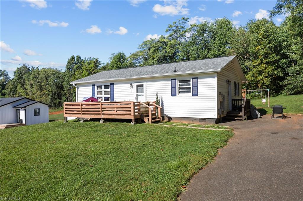 253 Fowler Circle Dobson, NC 27017 - Photo 37 of 41