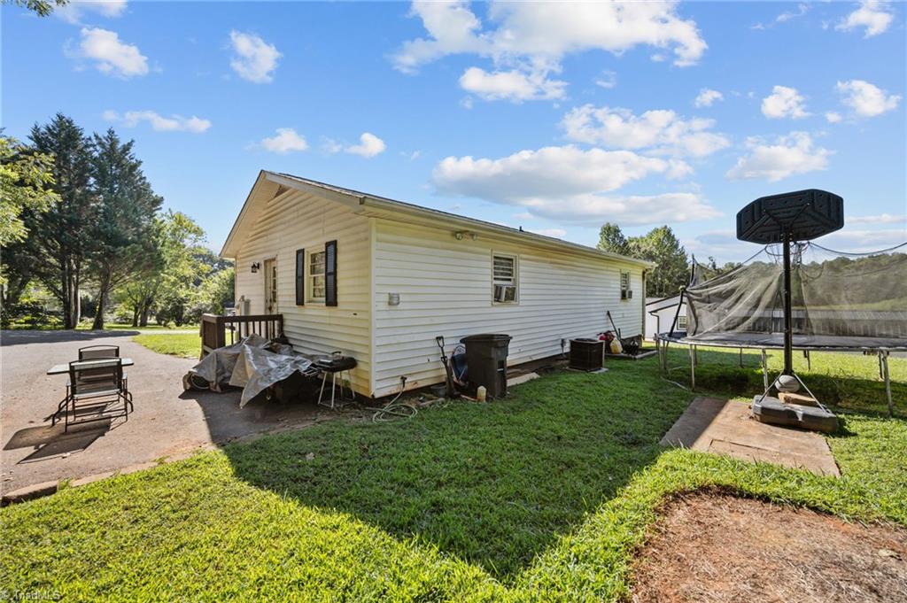 253 Fowler Circle Dobson, NC 27017 - Photo 39 of 41
