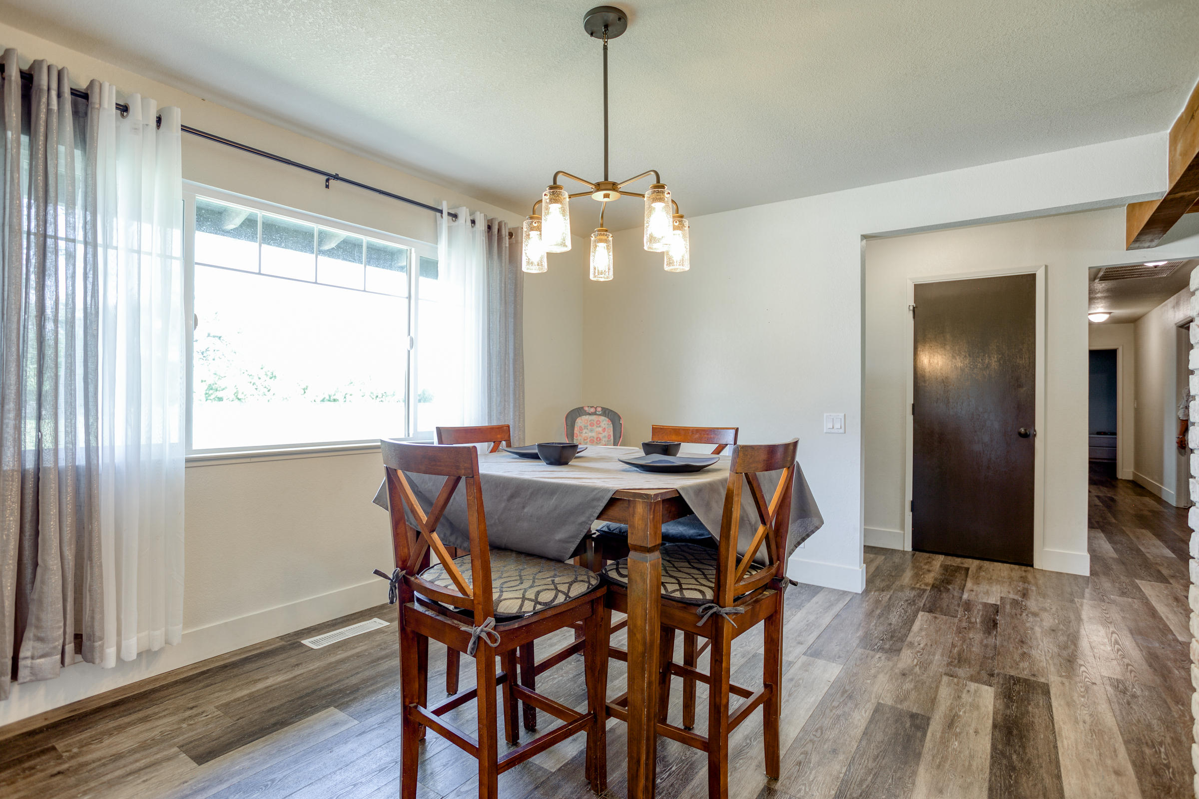 6180 Deschutes Road Anderson, CA 96007 - Photo 11 of 48 IMG_0162