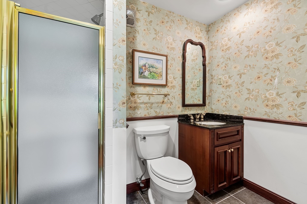 11 Concord Road Wayland, MA 01778 - Photo 14 of 35