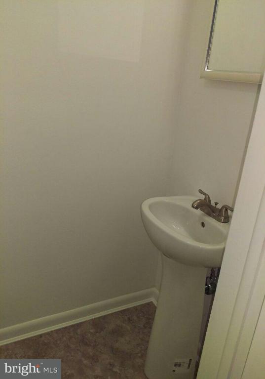 1245 Wabank Road Lancaster, PA 17603 - Photo 17 of 39 Gallery Image 17
