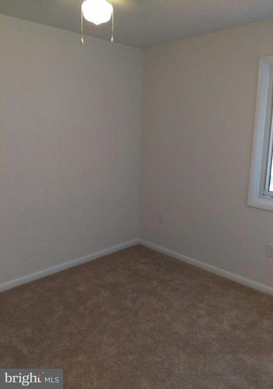 1245 Wabank Road Lancaster, PA 17603 - Photo 8 of 39 Gallery Image 8