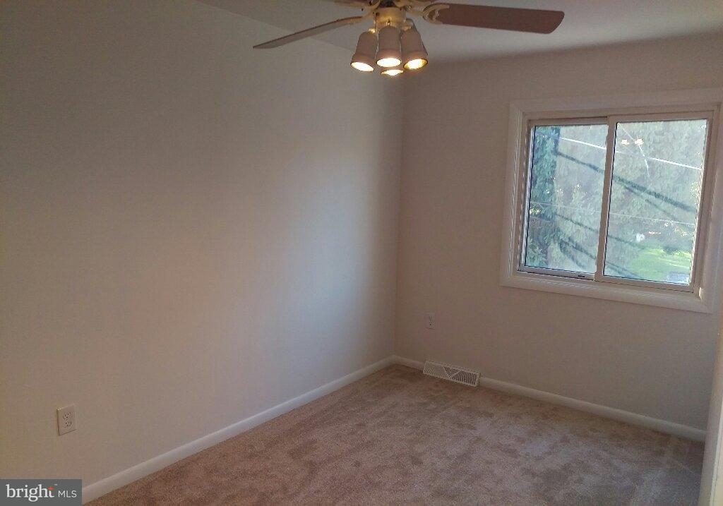 1245 Wabank Road Lancaster, PA 17603 - Photo 9 of 39 Gallery Image 9