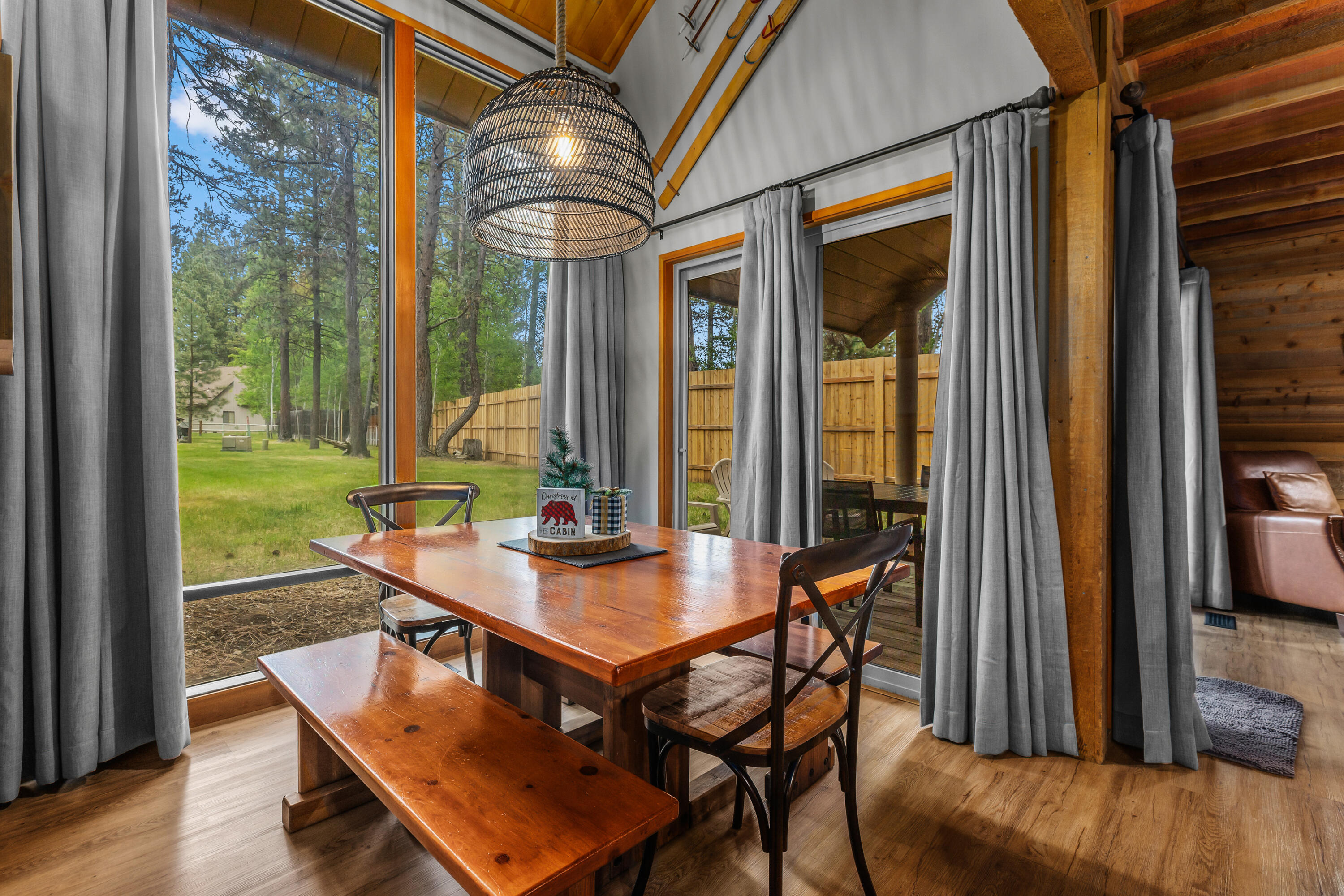 57488 Ranch Cabin Road Sunriver, OR 97707 - Photo 3 of 32 2026_05_26_57488_ranch_cabin_road_n27-7