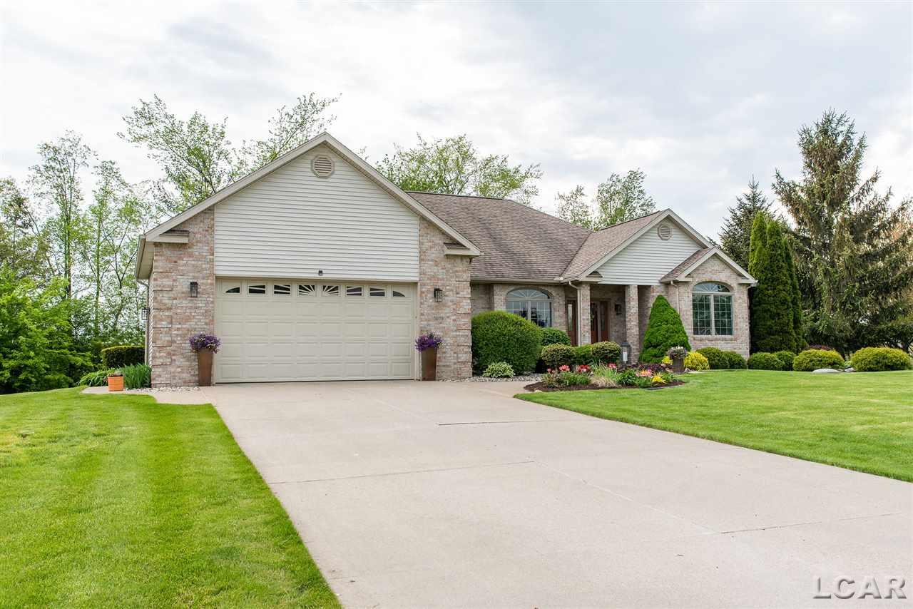 3079 Windmill Drive Adrian, MI 49221 - Photo 3 of 44 31380345-2.JPG