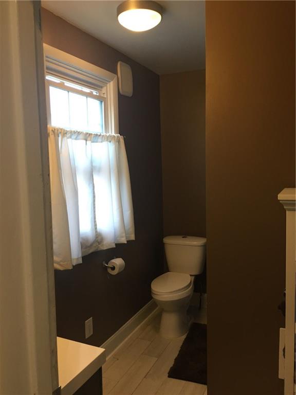 270 Navigation Street Beaver, PA 15009 - Photo 21 of 25 Upstairs full bath