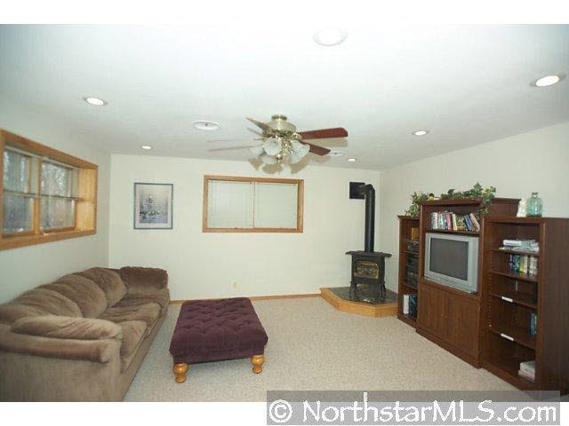 1611 10th Street Northeast Rochester, MN 55906 - Photo 8 of 10