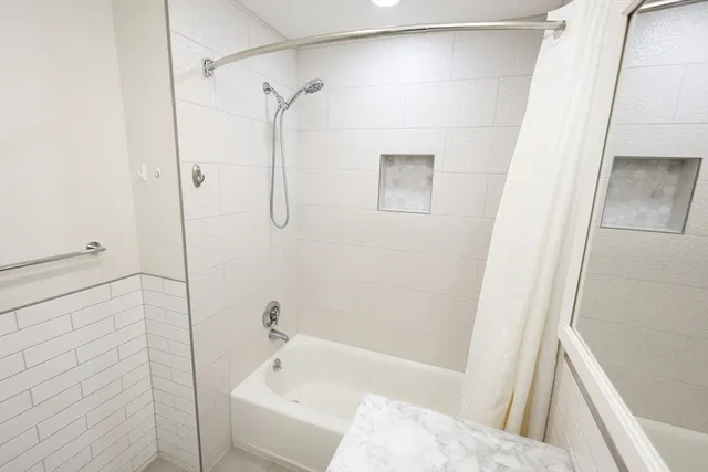 $4,500 | 32 Channing Street, Unit 2, Newton, MA 02458