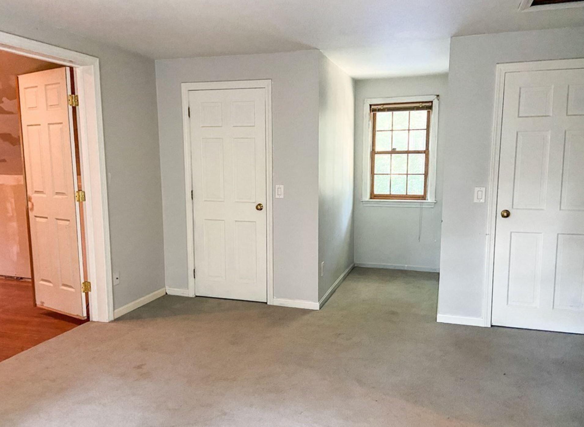577 Lumbert Mill Road Osterville, MA 02655 - Photo 12 of 22 an empty room with windows