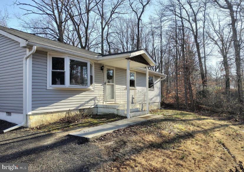14516 Livingston Road Accokeek, MD 20607 - Photo 2 of 27 Charming Rambler