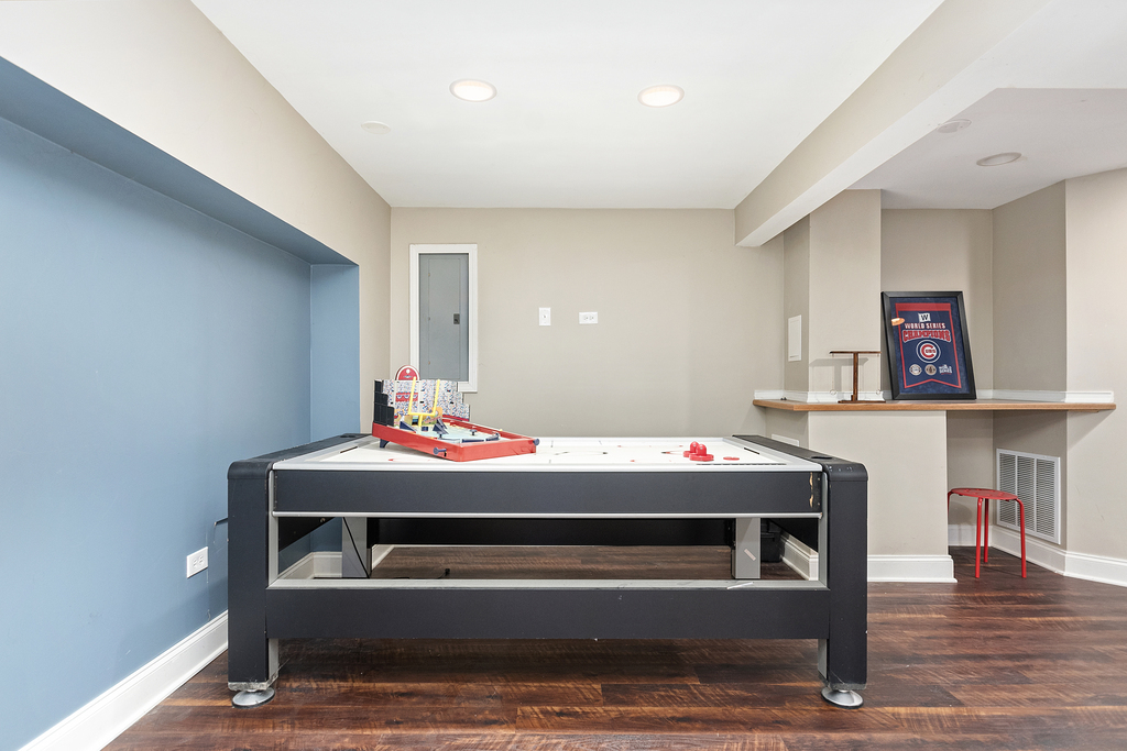2935 Gypsum Circle Naperville, IL 60564 - Photo 25 of 34 a room with furniture and wooden floor