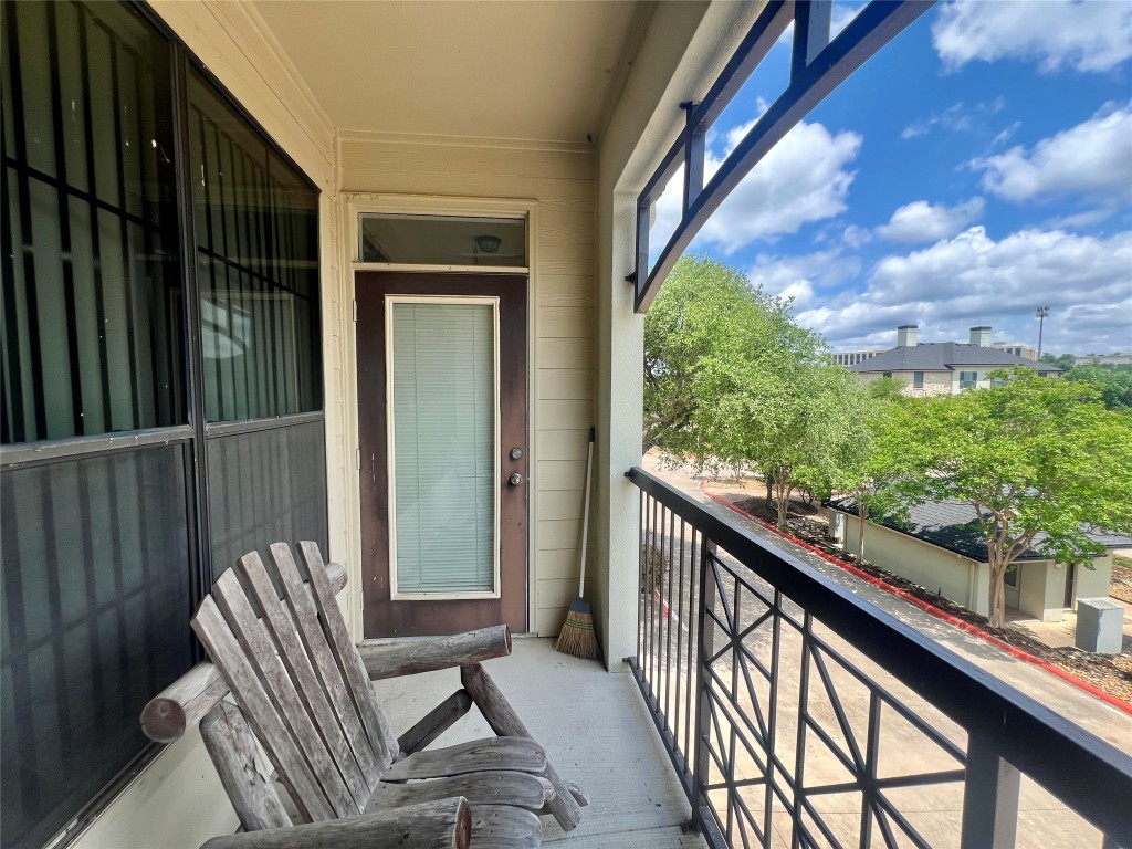 7701 Rialto Boulevard, Unit 1328 Austin, TX 78735 - Photo 13 of 17 View of balcony