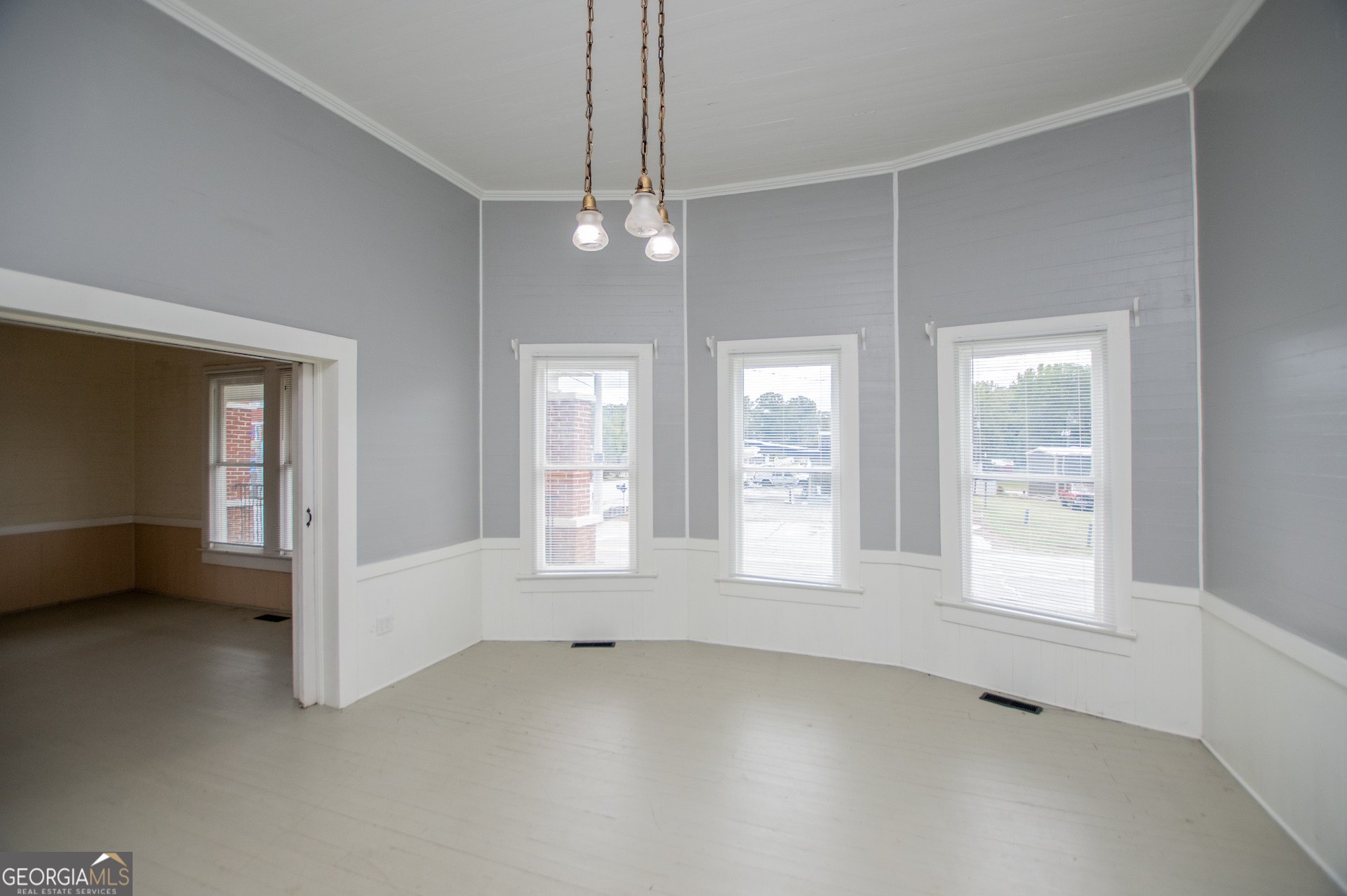 3608 Us Highway Buchanan, GA 30113 - Photo 48 of 92 a view of an empty room with a window