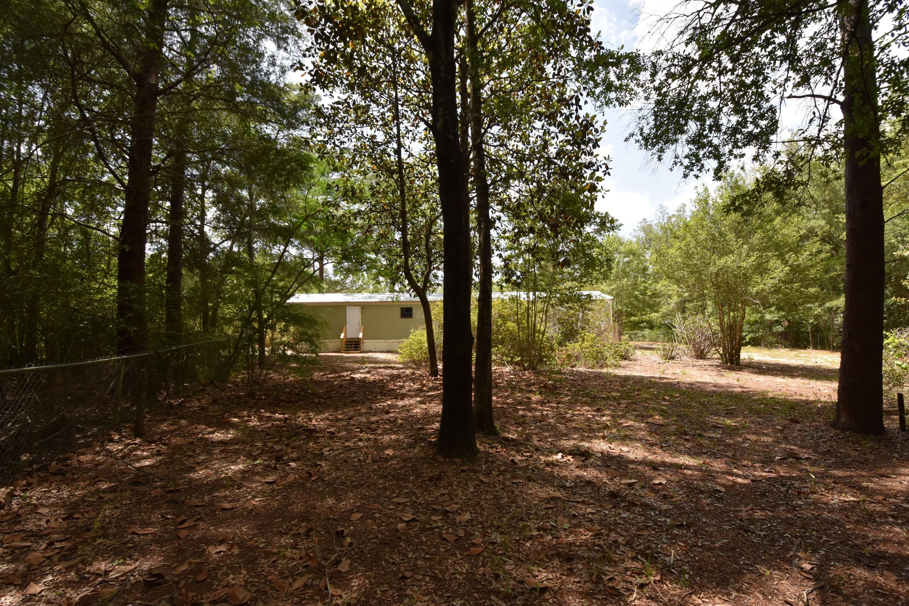 739 Roxy Lane Holt, FL 32564 - Photo 4 of 20 KBW_1976