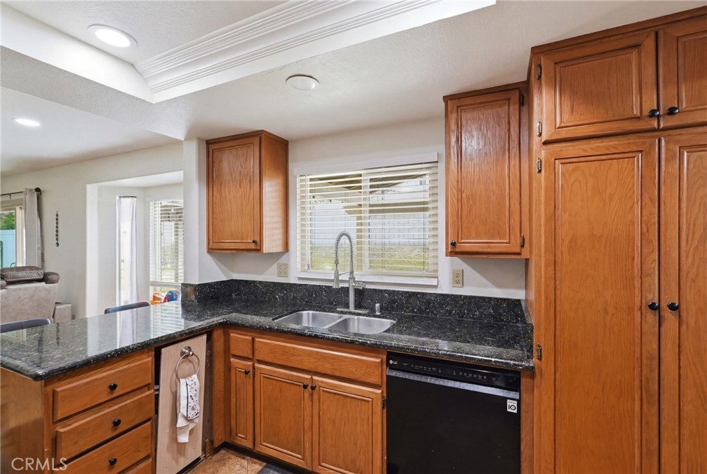 1014 West Jackson Street Rialto, CA 92376 - Photo 8 of 23