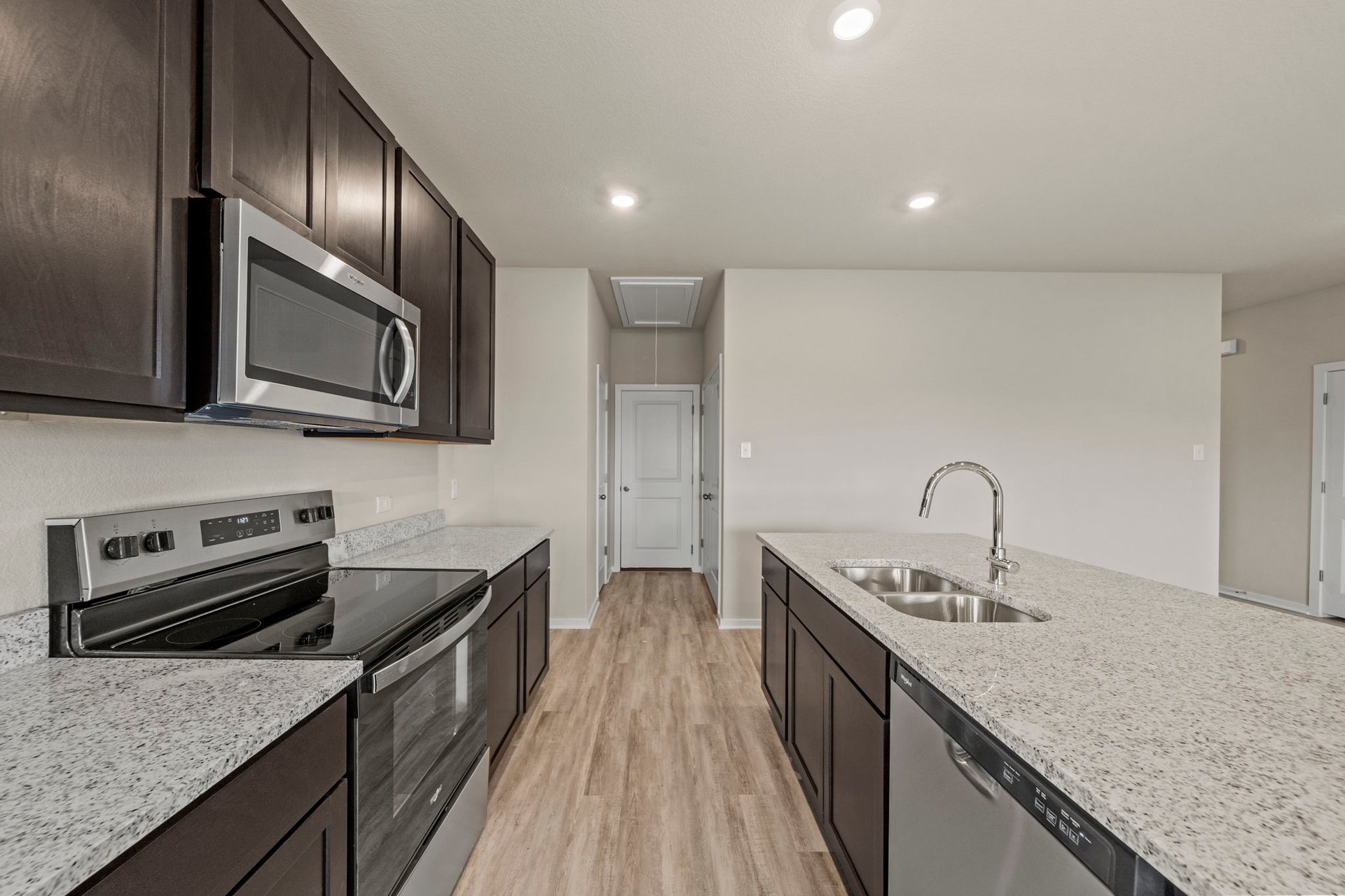 160 Wind Hill Jarrell, TX 76537 - Photo 11 of 27 Beautiful finishes in Light & Bright Kitchen