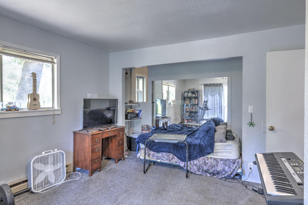 115 O Brien Road O'Brien, OR 97534 - Photo 15 of 44 115 OBrien-13