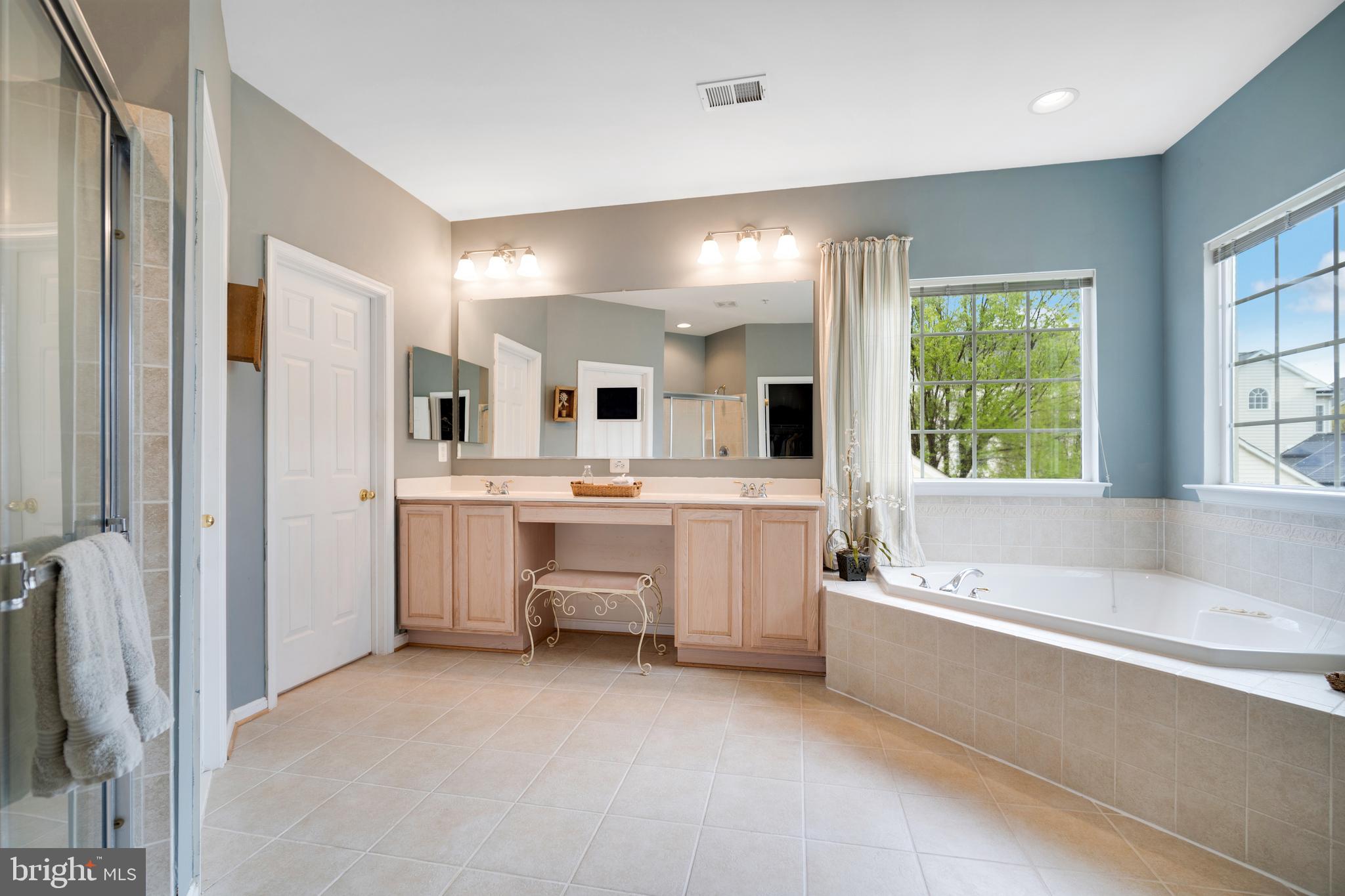 12140 Cypress Spring Road Clarksburg, MD 20871 - Photo 23 of 45 Master Bath