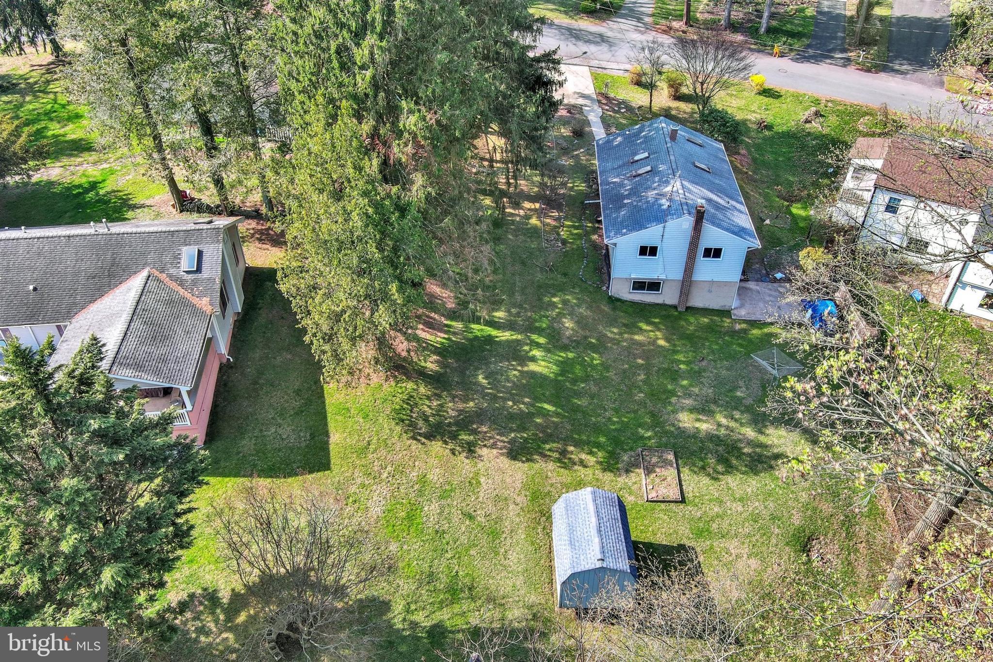 2926 Knoll Acres Drive Baltimore, MD 21234 - Photo 39 of 49 an aerial view of a house with a yard