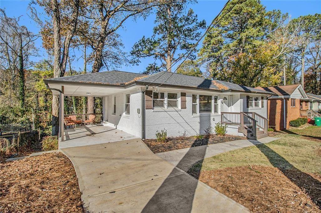 1723 Capistrana Place Decatur, GA 30032 - Photo 5 of 28 front view of a house with a patio