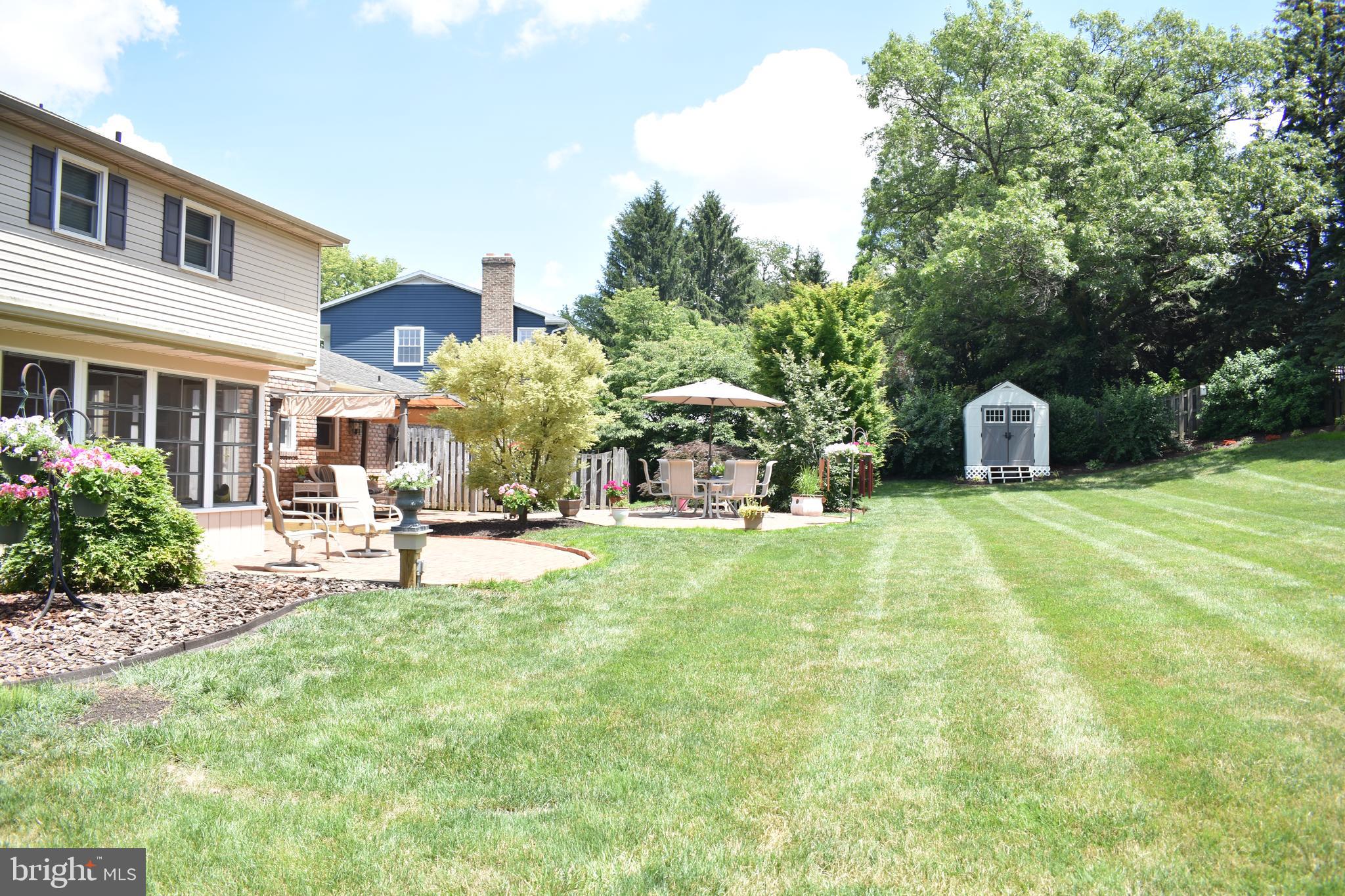 875 Woodbridge Road York, PA 17402 - Photo 12 of 48 Gallery Image 12