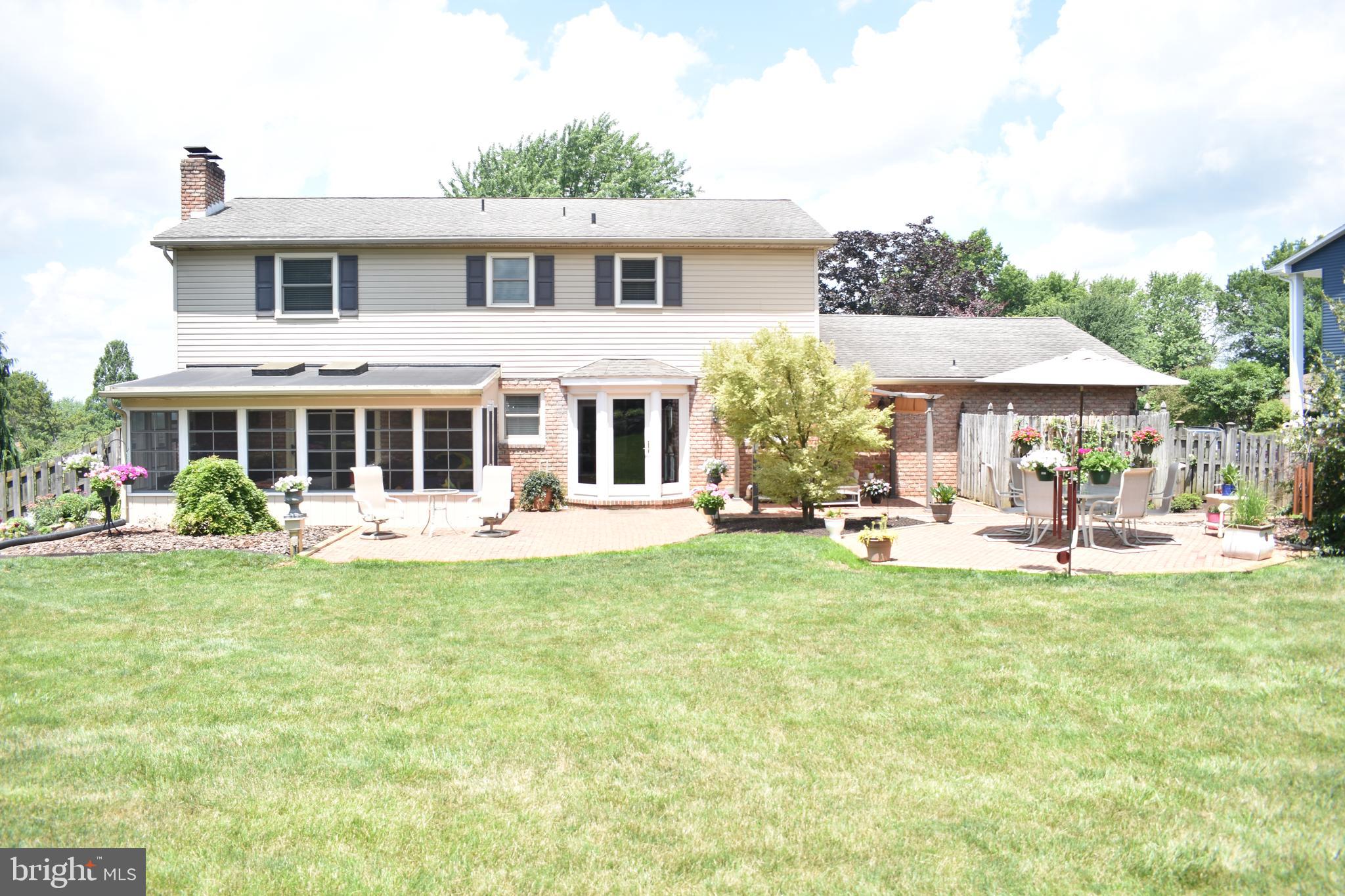 875 Woodbridge Road York, PA 17402 - Photo 3 of 48 Gallery Image 3