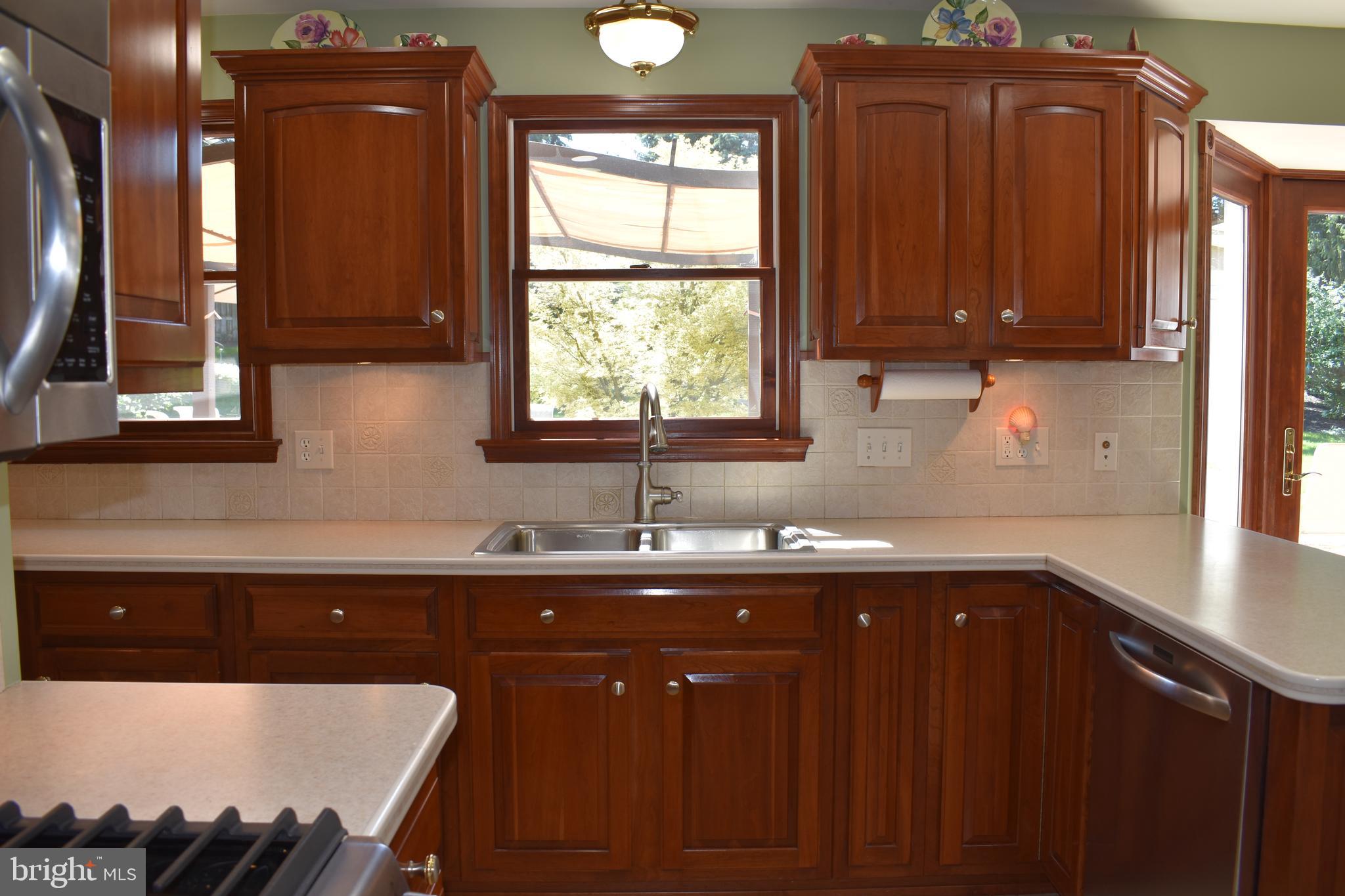 875 Woodbridge Road York, PA 17402 - Photo 24 of 48 Gallery Image 24
