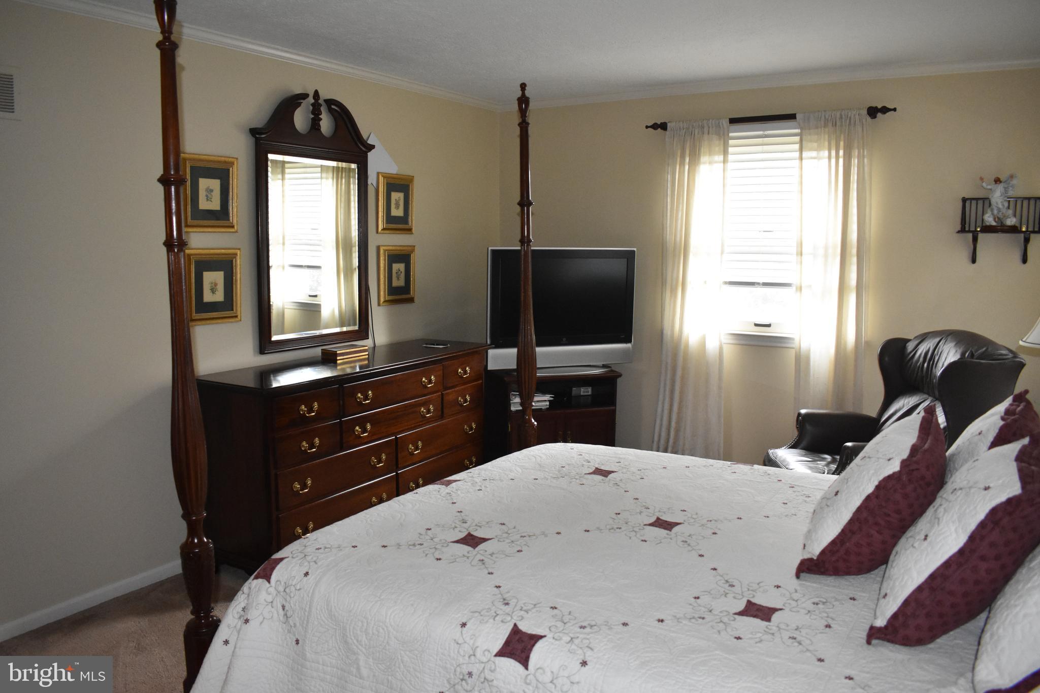 875 Woodbridge Road York, PA 17402 - Photo 34 of 48 Gallery Image 34