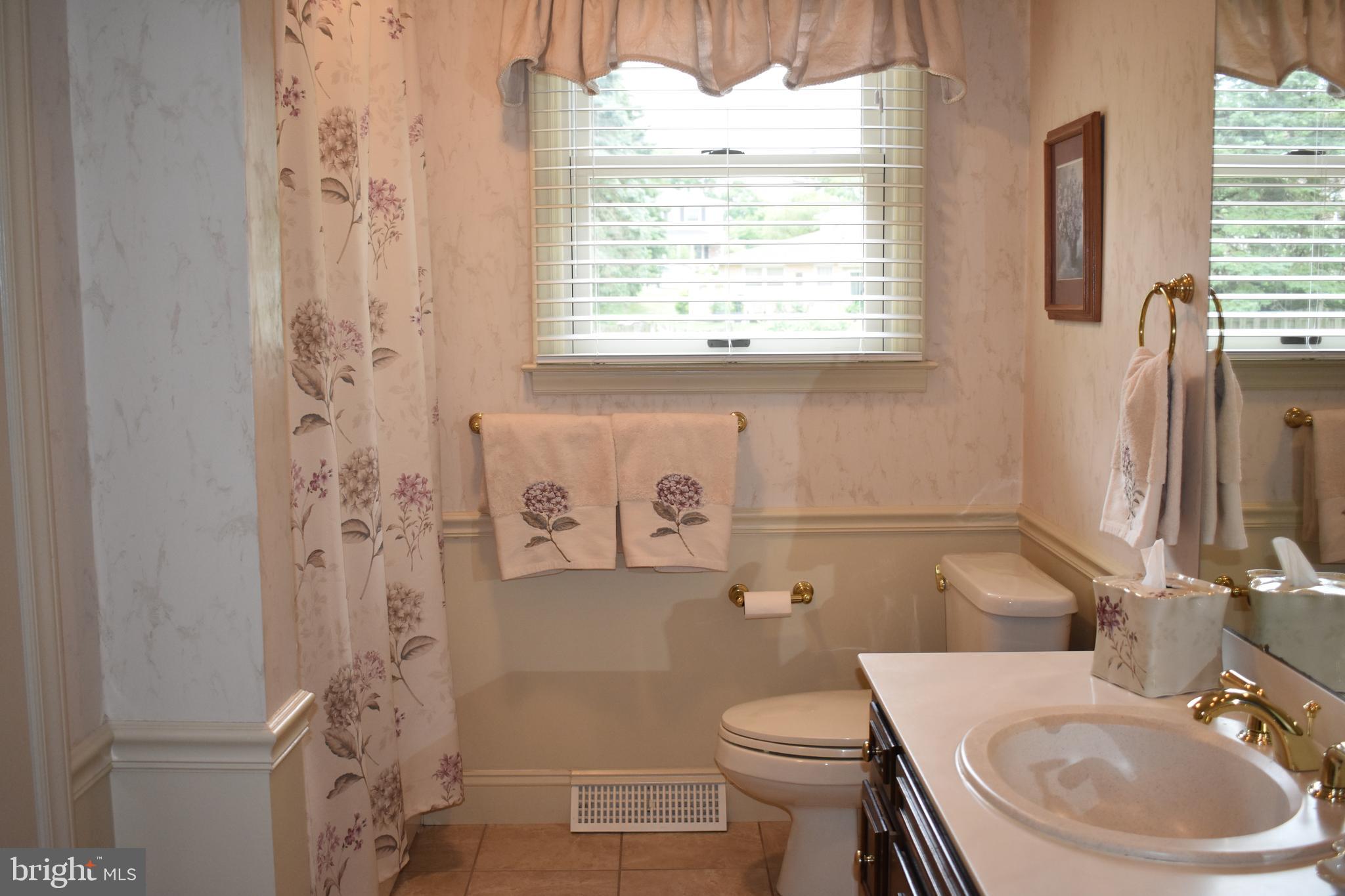 875 Woodbridge Road York, PA 17402 - Photo 37 of 48 Gallery Image 37