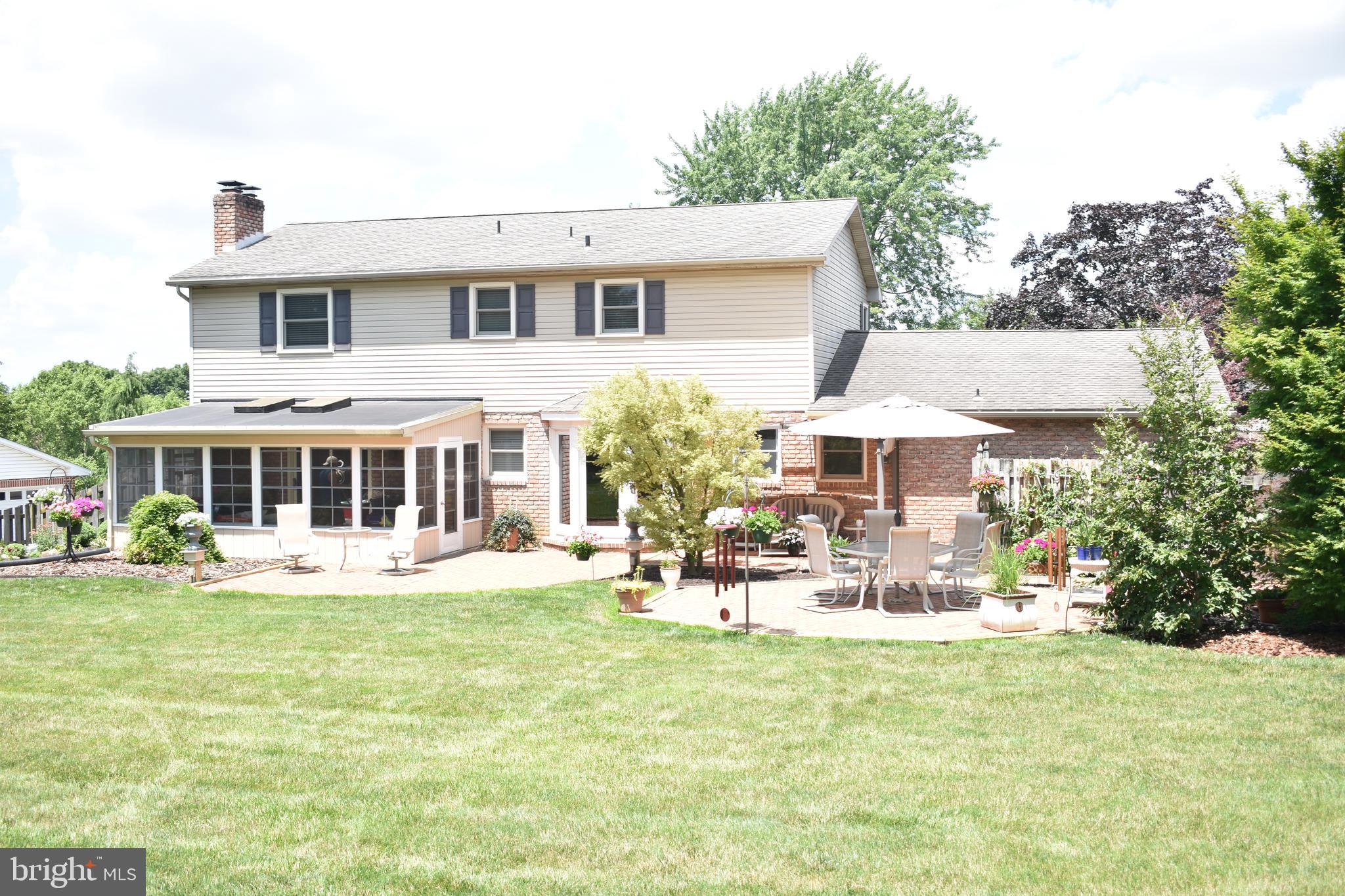 875 Woodbridge Road York, PA 17402 - Photo 5 of 48 Gallery Image 5