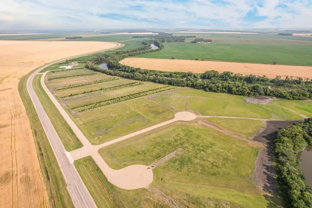 $272,300 | 7168 180th Avenue Southeast, Wahpeton, ND 58075