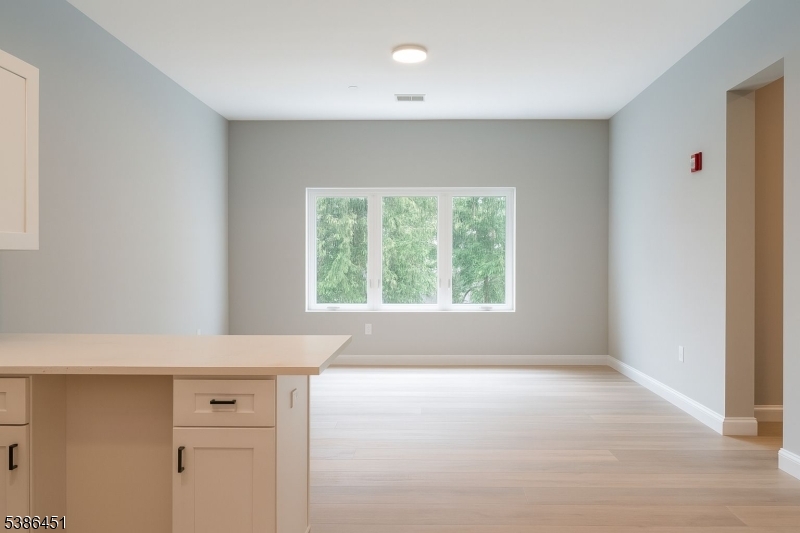 391 Springfield Avenue, Unit 3K Berkeley Heights, NJ 07922 - Photo 4 of 12