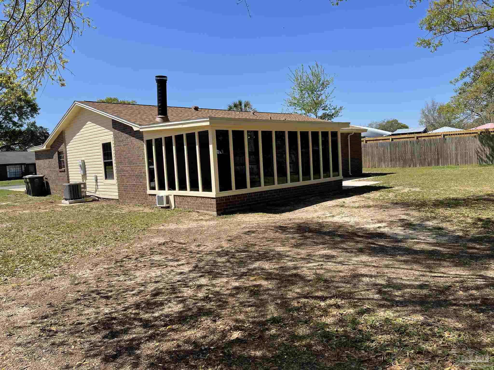 2320 Silversides Loop Pensacola, FL 32526 - Photo 34 of 38