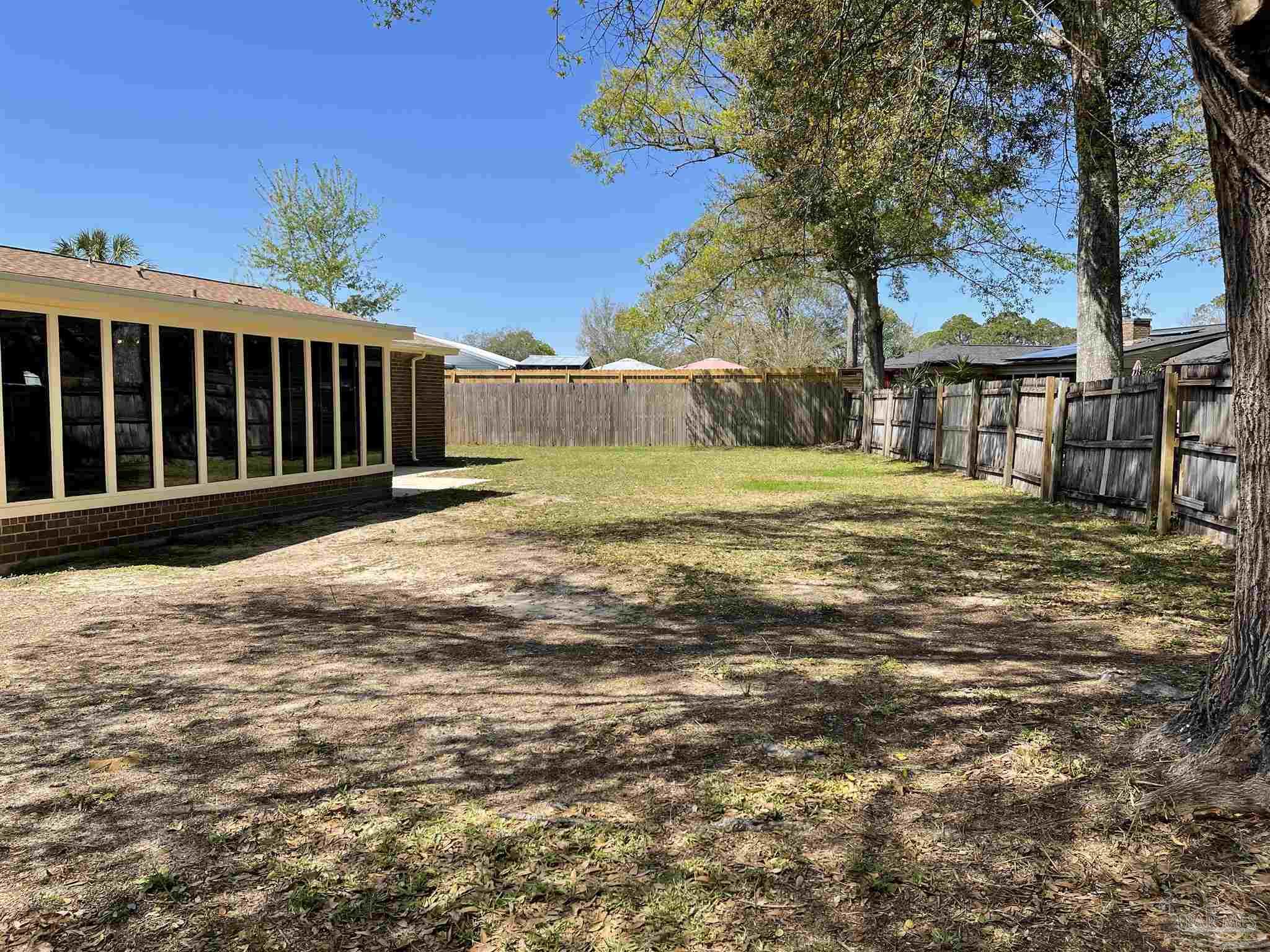 2320 Silversides Loop Pensacola, FL 32526 - Photo 35 of 38