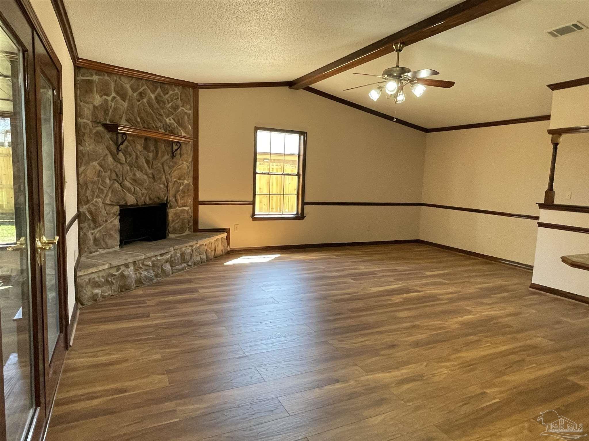 2320 Silversides Loop Pensacola, FL 32526 - Photo 9 of 38