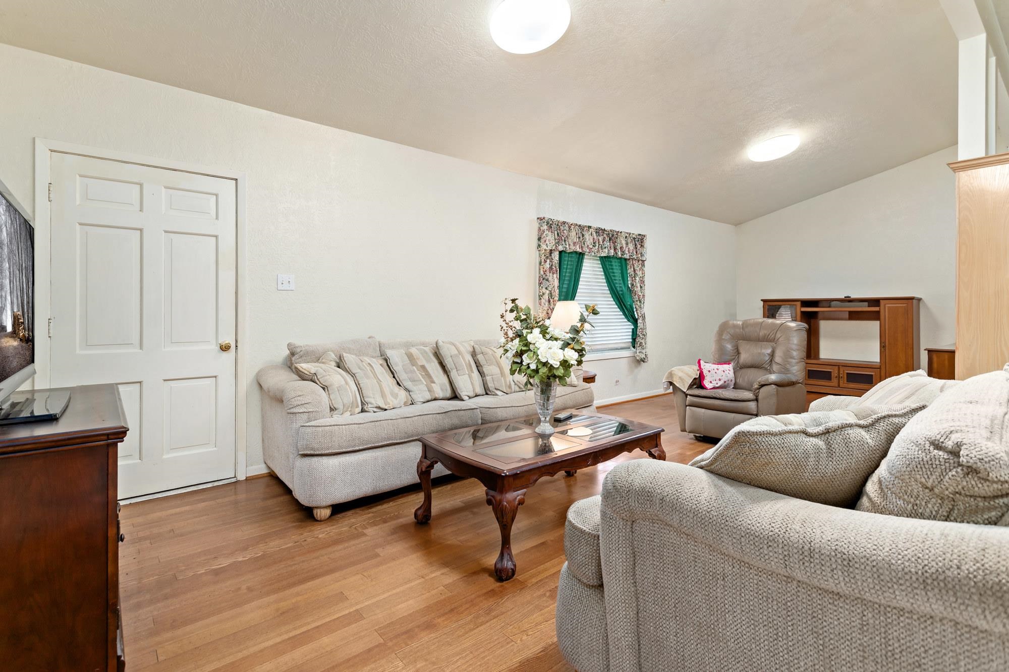 4724 Church House Road Orange, TX 77630 - Photo 12 of 36