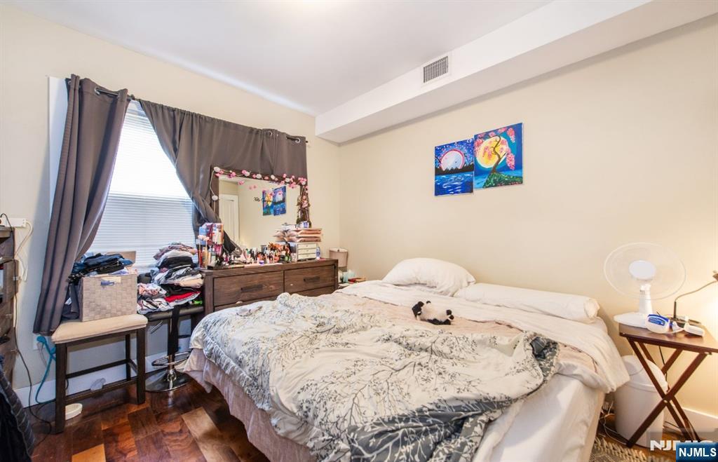 21 Chestnut Street Garfield, NJ 07026 - Photo 13 of 18