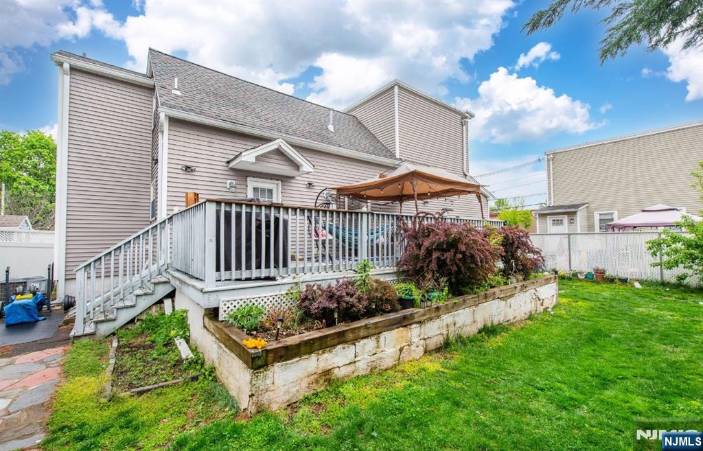 21 Chestnut Street Garfield, NJ 07026 - Photo 16 of 18