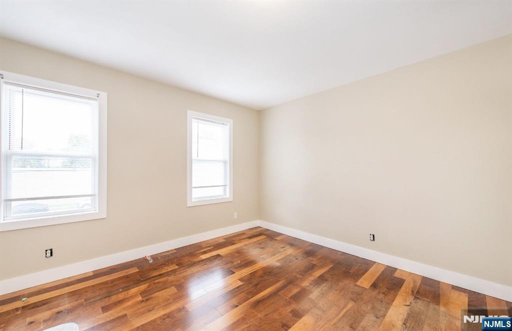 21 Chestnut Street Garfield, NJ 07026 - Photo 10 of 18