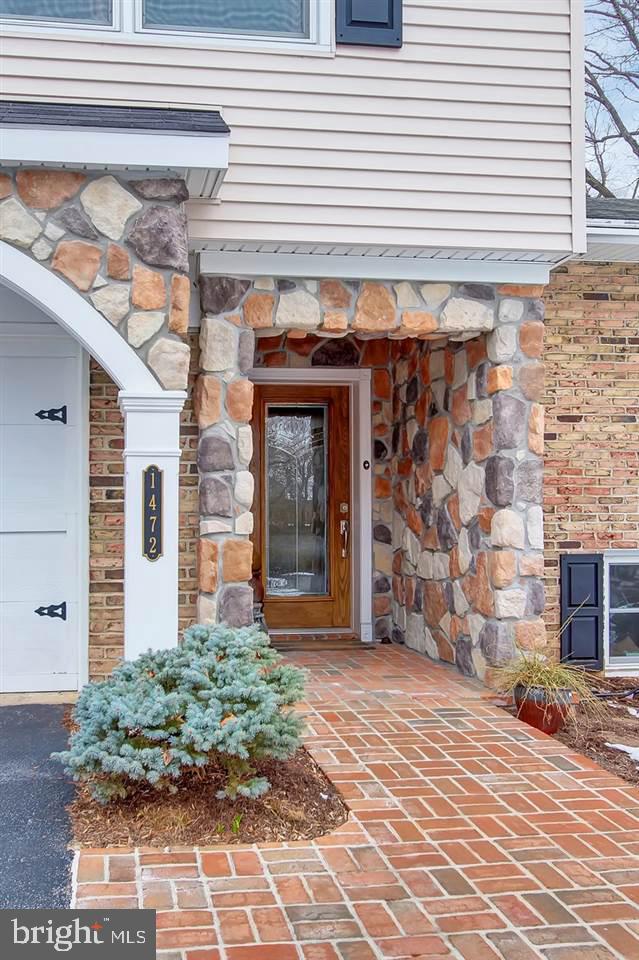 1472 Bee Tree Road York, PA 17403 - Photo 2 of 36 Gallery Image 2