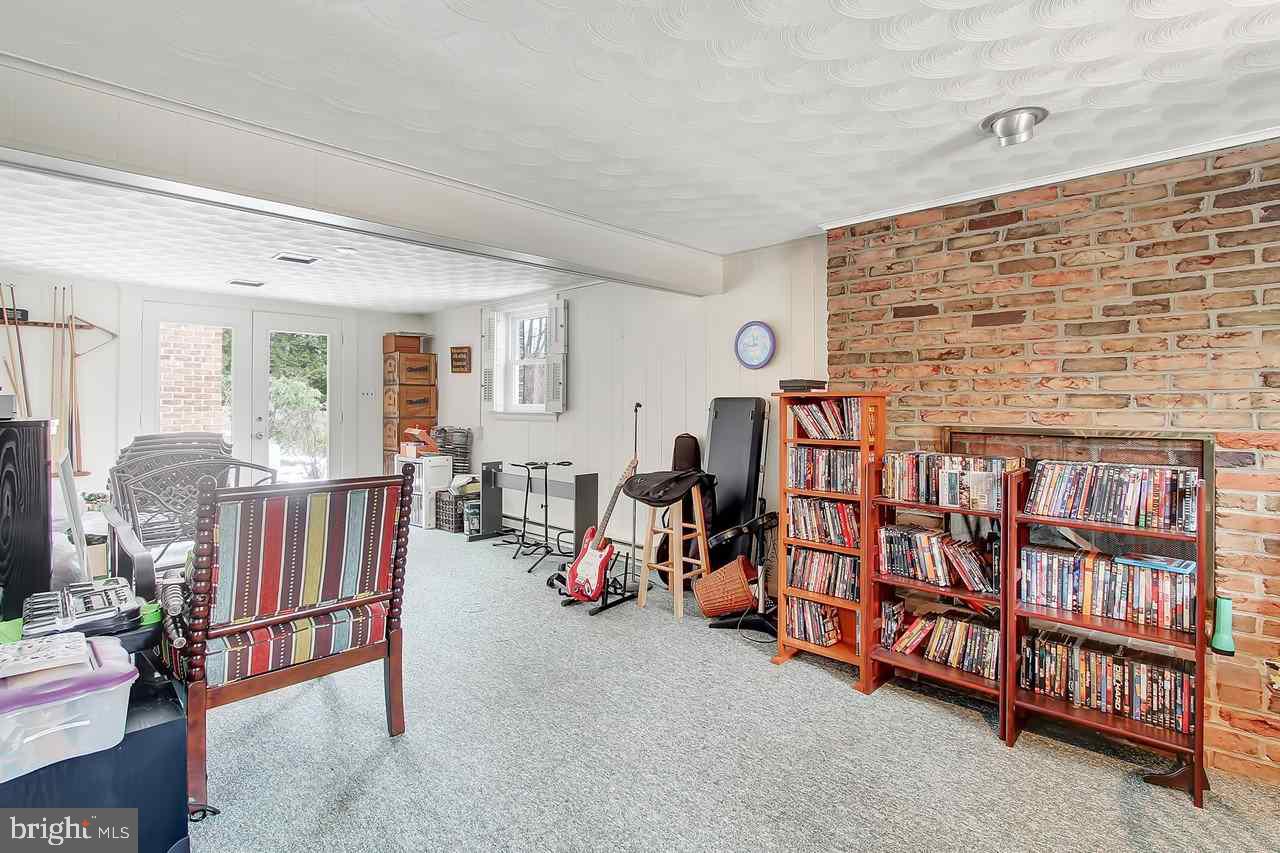 1472 Bee Tree Road York, PA 17403 - Photo 32 of 36 Gallery Image 32