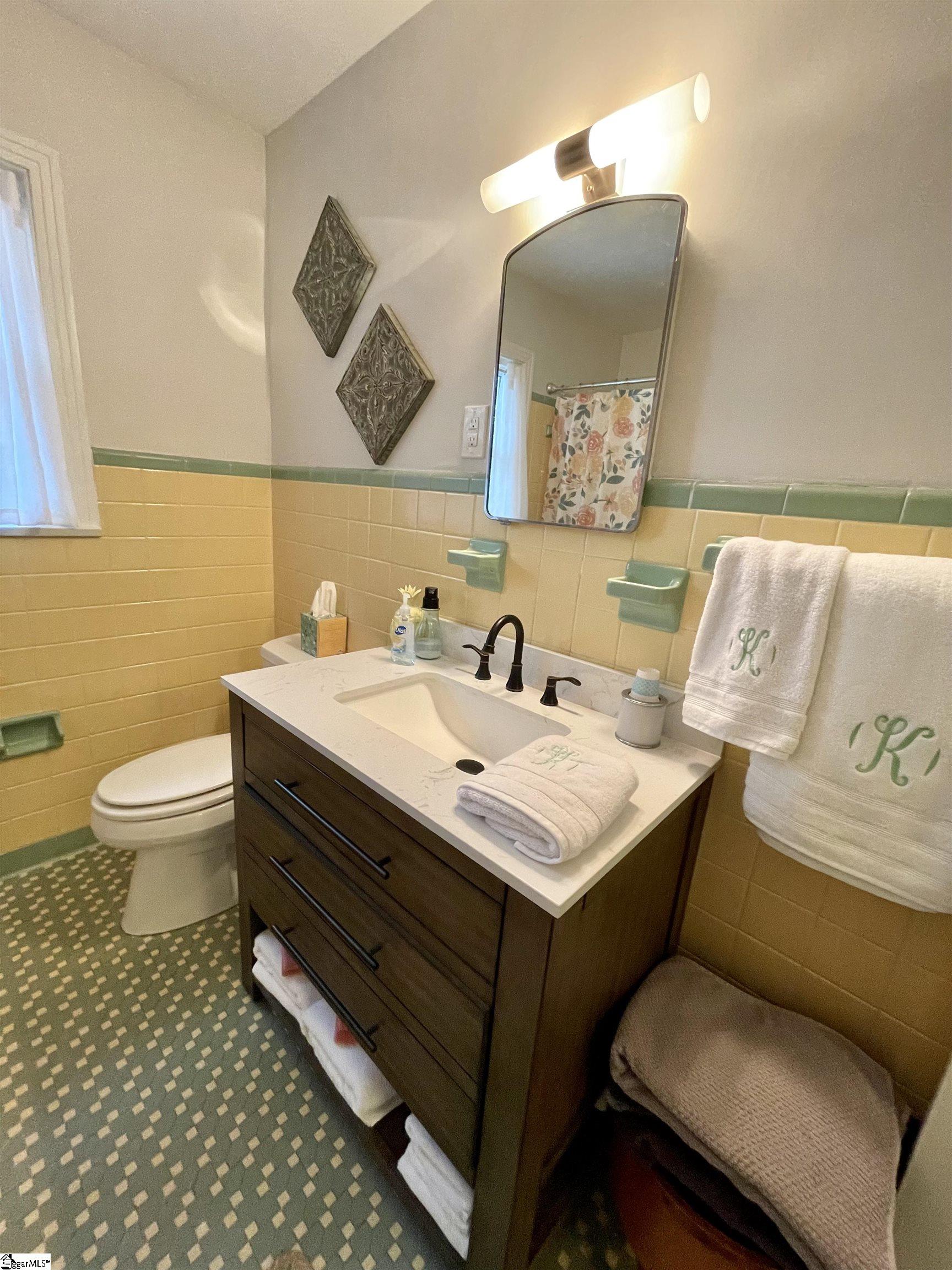 508 Chestnut Street Clinton, SC 29325 - Photo 15 of 26