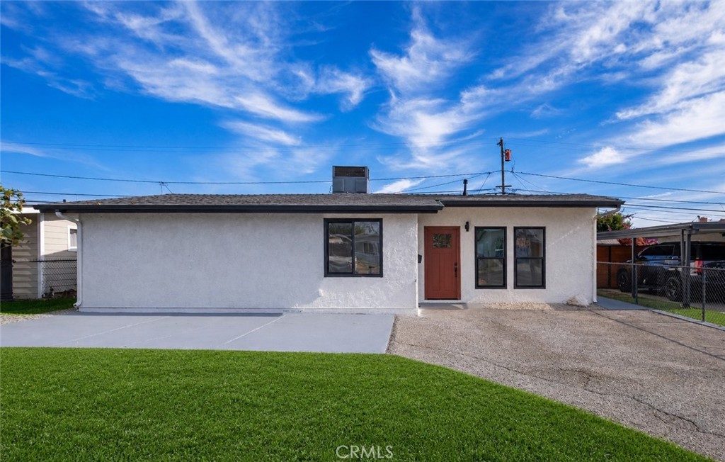 173 West 232nd Place Carson, CA 90745 - Photo 2 of 21