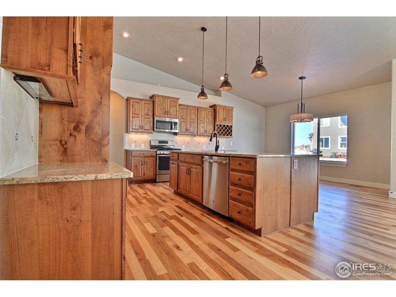 321 Surrey Ridge Eaton, CO 80615 - Photo 6 of 24 Gallery Image 6