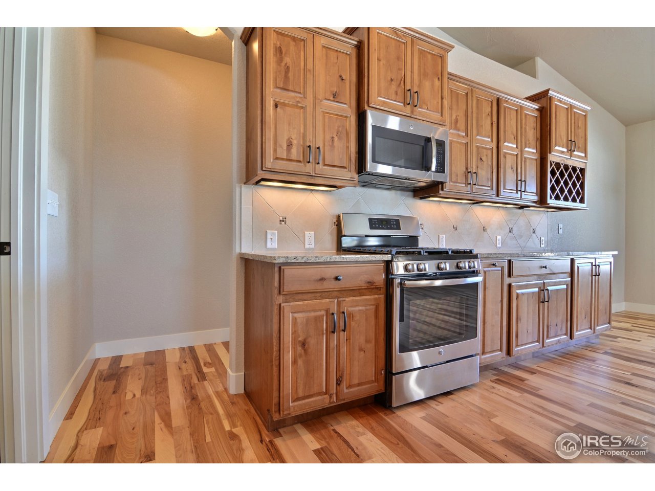 321 Surrey Ridge Eaton, CO 80615 - Photo 9 of 24 Gallery Image 9