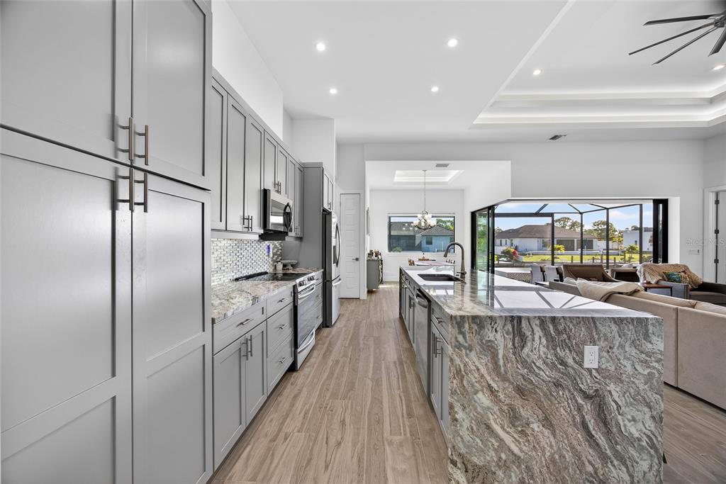 2817 Northwest 41st Avenue Cape Coral, FL 33993 - Photo 11 of 38