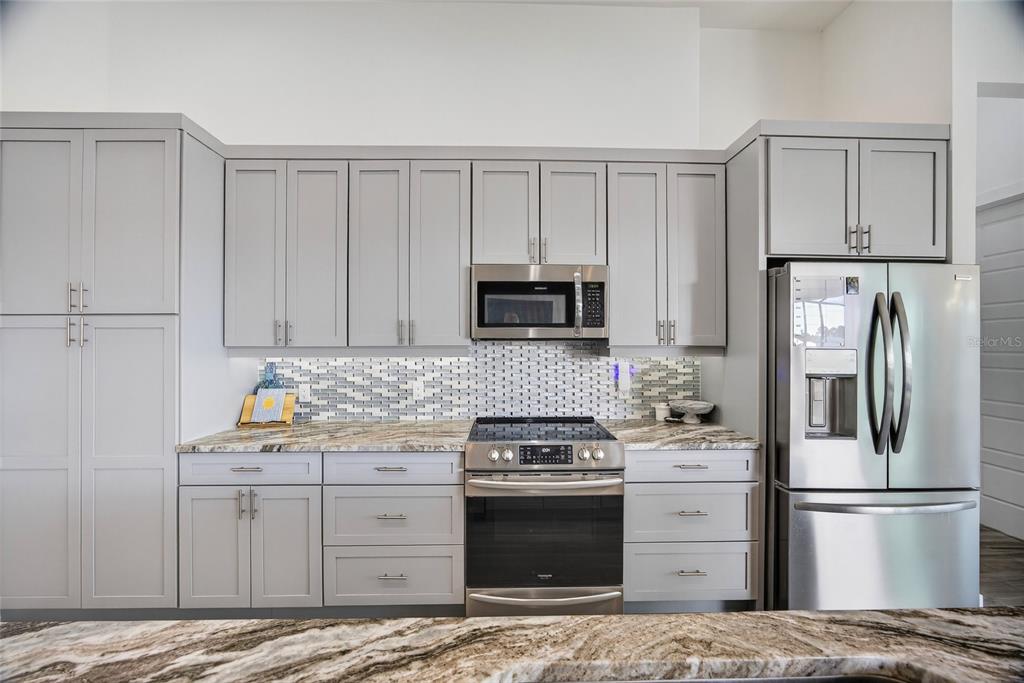 2817 Northwest 41st Avenue Cape Coral, FL 33993 - Photo 14 of 38