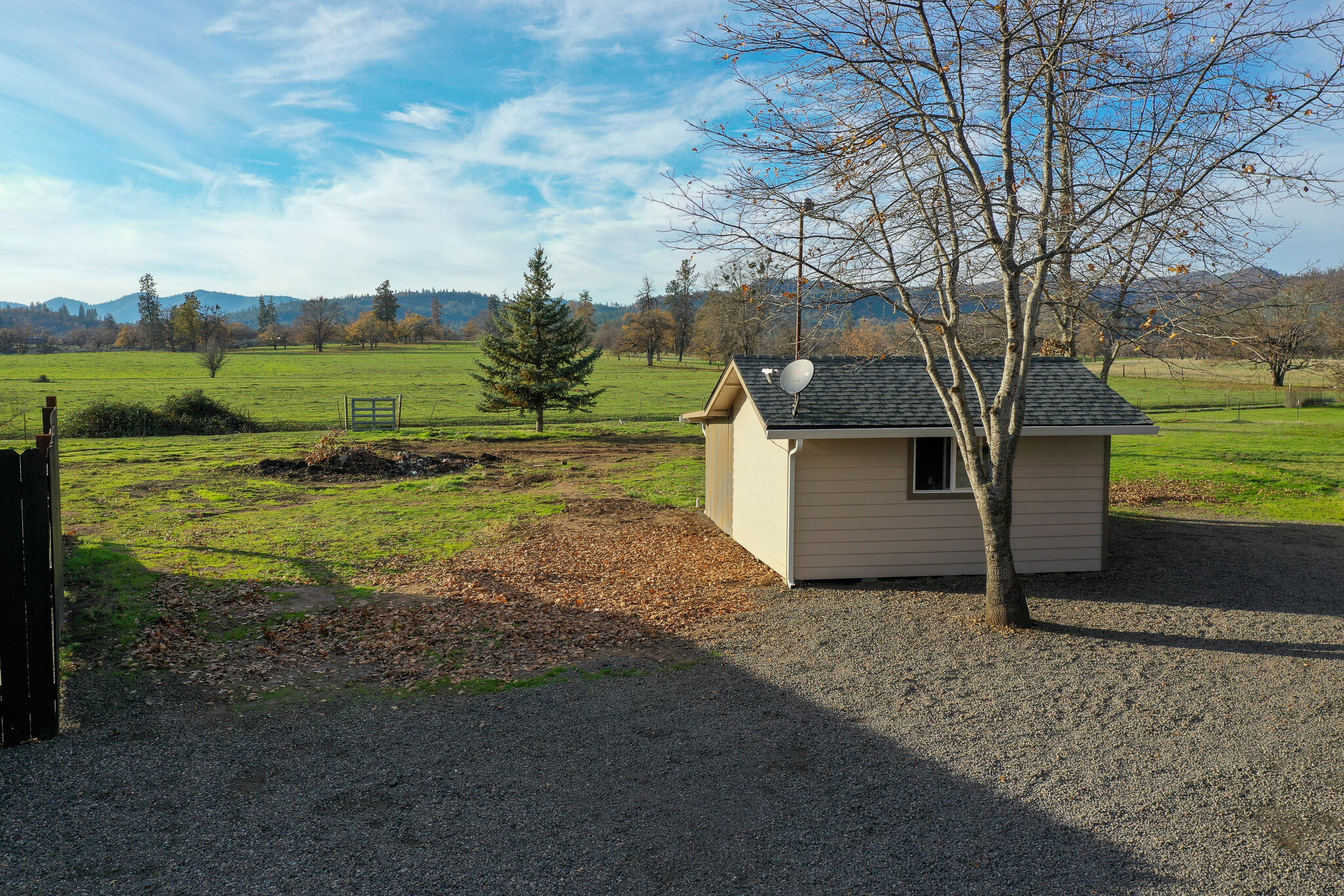 10699 Meadows Road White City, OR 97503 - Photo 8 of 47 DJI_0230