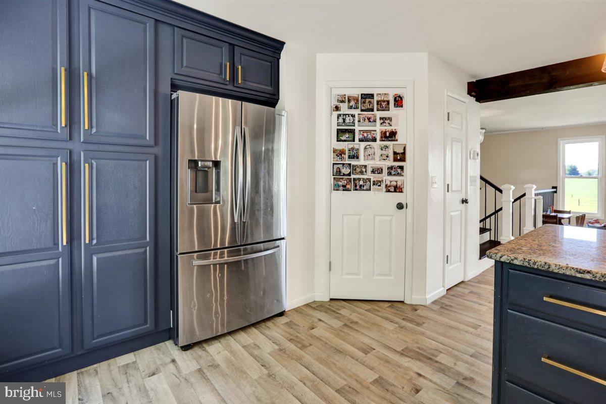 17 Marticville Road Lancaster, PA 17603 - Photo 6 of 61