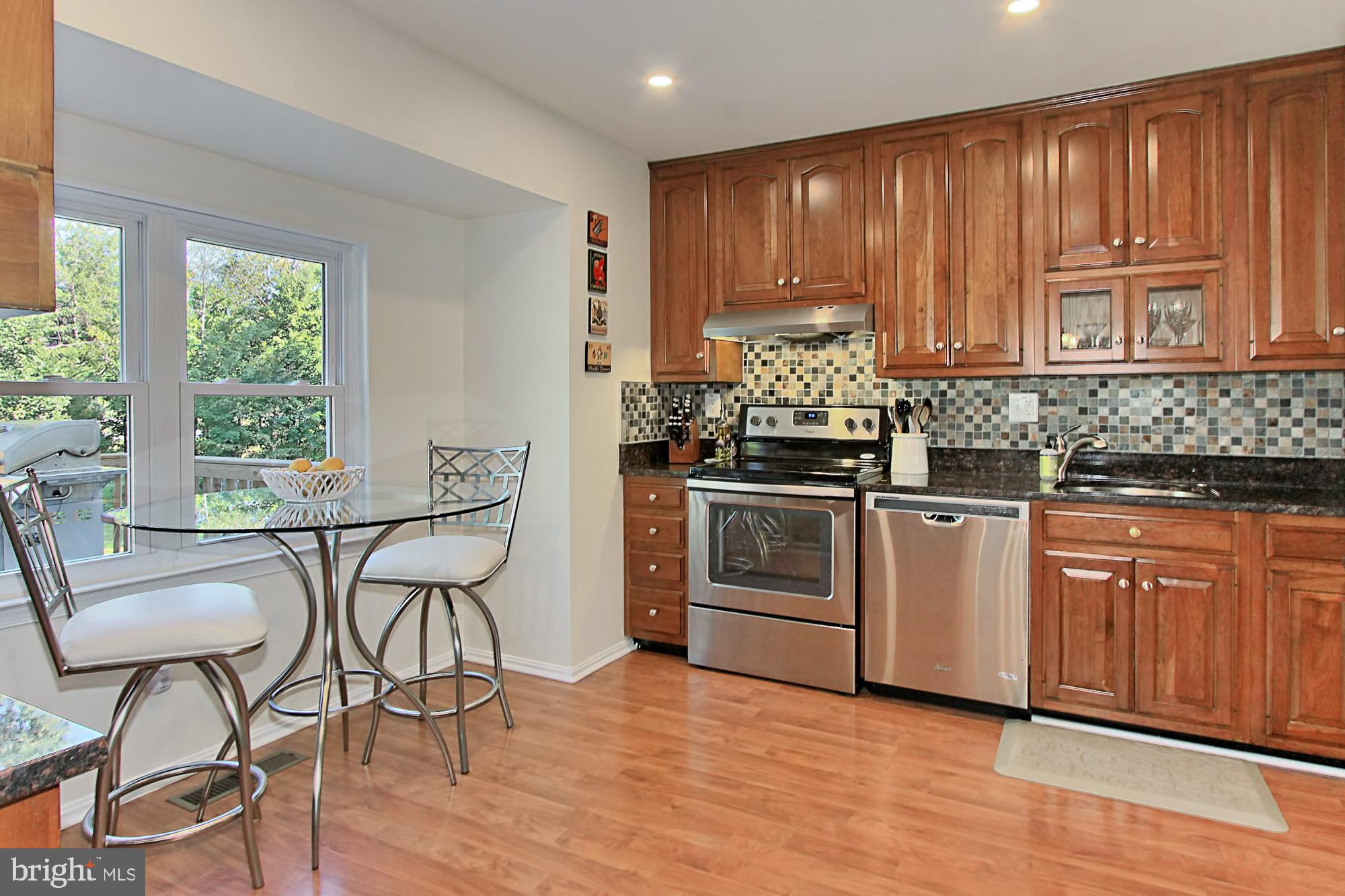 2322 Archdale Road Reston, VA 20191 - Photo 10 of 36 Lovely Kitchen with Sunny Breakfast Nook